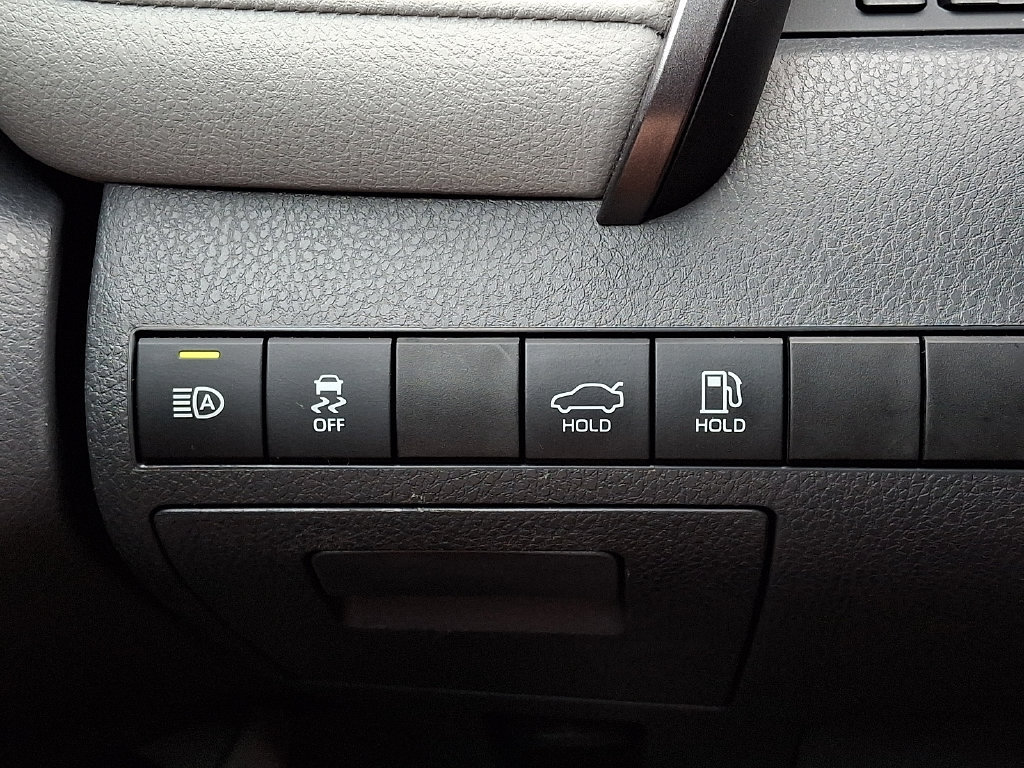 Certified 2024 Toyota Camry LE AWD/4WD image 27