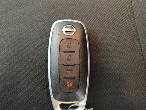 Used 2025 Nissan Sentra S image 32