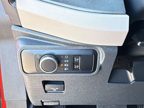 Used 2024 Ford Bronco Wildtrak AWD/4WD image 7