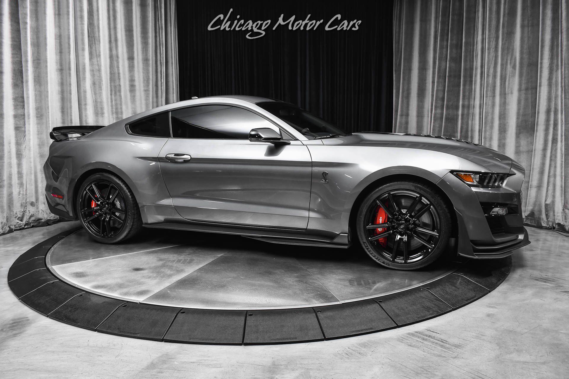 Used 2021 Ford Mustang Shelby GT500 w/ Technology Package RWD image 6