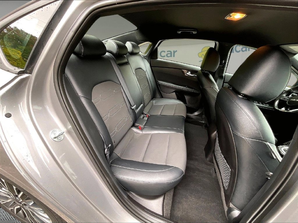 Used 2023 Kia Forte GT-Line FWD image 19