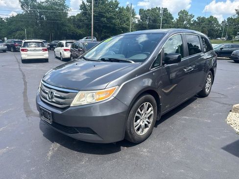 Used 2013 Honda Odyssey EX image 3