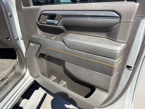 Used 2024 GMC Sierra 3500 AT4 w/ AT4 Premium Plus Package AWD/4WD image 31