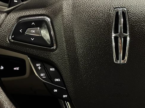 Used 2018 Lincoln MKC Premiere FWD image 32