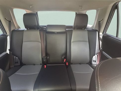 Used 2017 Toyota 4Runner SR5 Premium RWD image 10