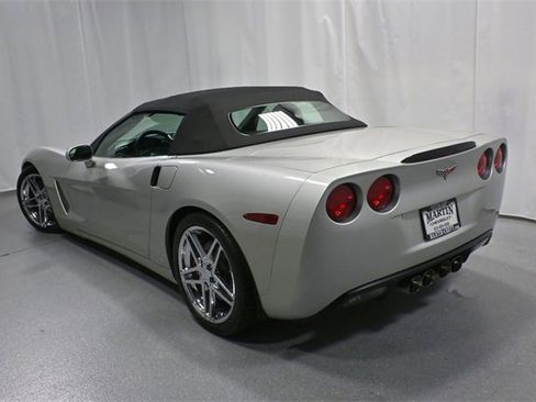 Used 2006 Chevrolet Corvette Base w/ Preferred Equipment Group image 6