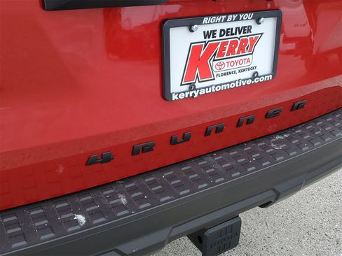 New 2026 Toyota 4Runner SR5 image 7