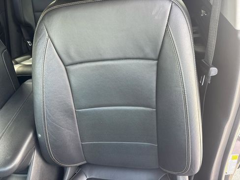 Used 2019 GMC Terrain SLT w/ Preferred Package image 30