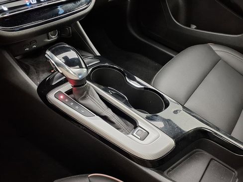 Used 2024 Buick Envista Avenir image 21