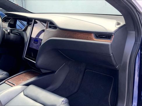 Used 2021 Tesla Model X Long Range AWD/4WD image 23