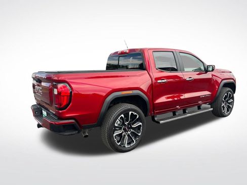 Used 2026 GMC Canyon Denali AWD/4WD image 3