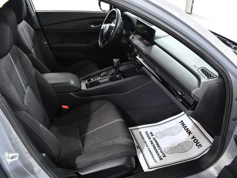 Used 2024 Honda Accord Sport image 10