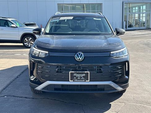 New 2025 Volkswagen Tiguan SE AWD/4WD image 5