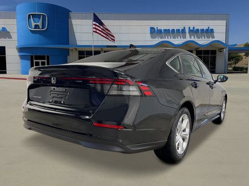 New 2026 Honda Accord LX image 5