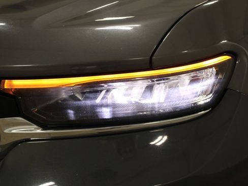 Used 2023 Jeep Grand Cherokee L Limited image 40