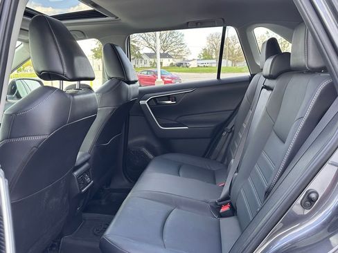 Used 2022 Toyota RAV4 XLE Premium AWD/4WD image 14