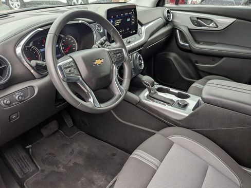 Used 2025 Chevrolet Blazer LT AWD/4WD image 15