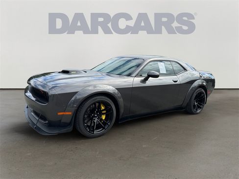 Used 2023 Dodge Challenger R/T Scat Pack image 3