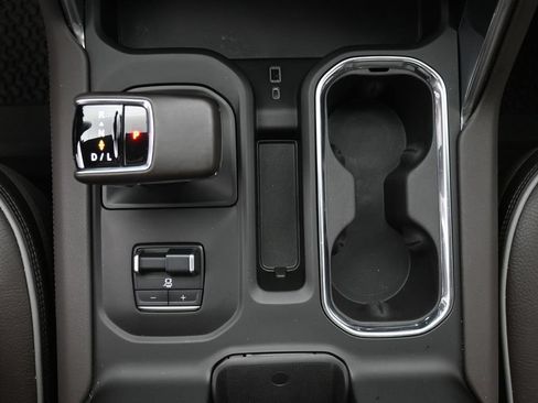 Used 2023 GMC Sierra 1500 Denali AWD/4WD image 18