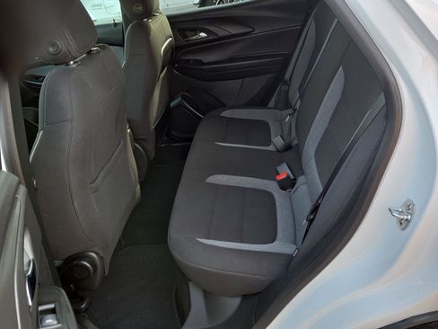 Used 2025 Chevrolet TrailBlazer LT image 13