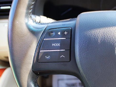 Used 2011 Lexus RX 450h AWD image 17