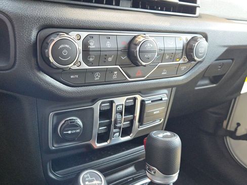 New 2025 Jeep Wrangler Sport S image 27