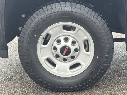 Used 2024 GMC Sierra 2500 Pro image 25