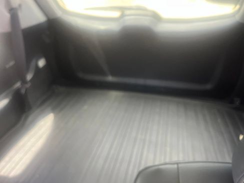 Used 2016 Toyota Highlander XLE FWD image 8