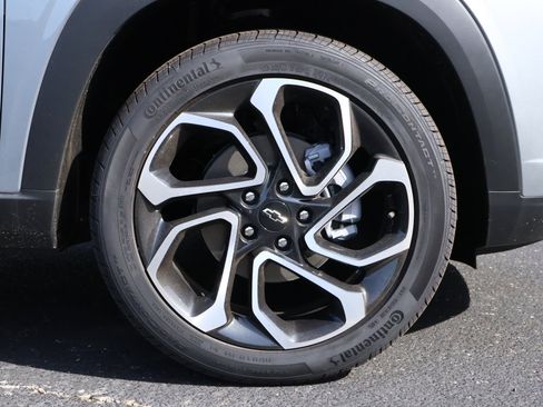 New 2026 Chevrolet Trax RS w/ Driver Confidence Package FWD image 21