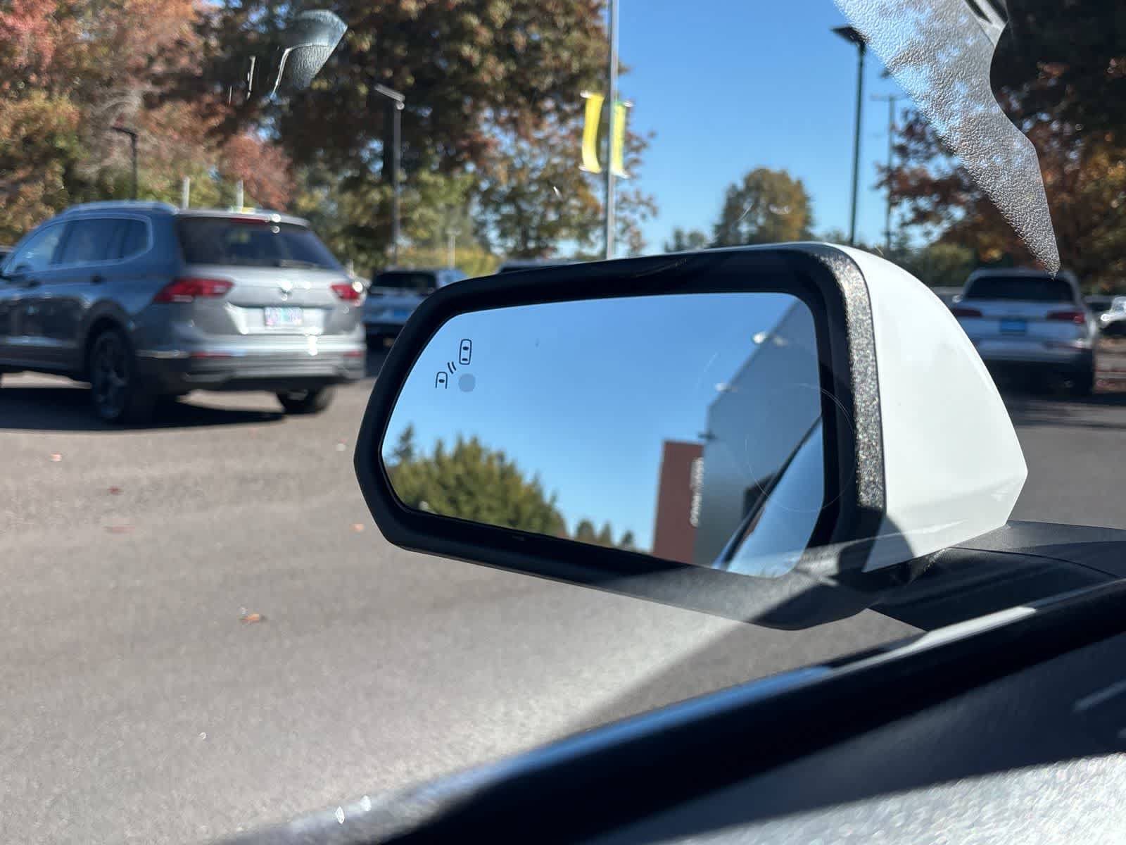 Used 2016 Ford Mustang Premium w/ Equipment Group 201A RWD image 26