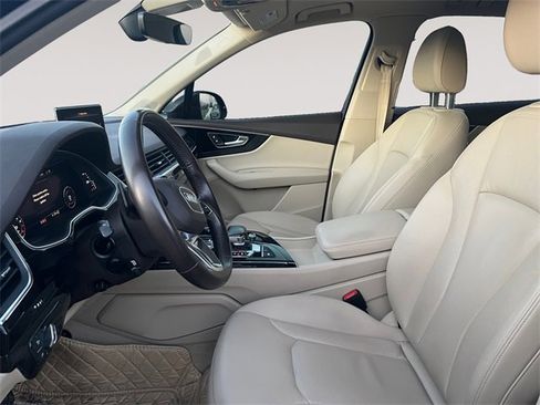 Used 2019 Audi Q7 3.0T Premium Plus w/ Premium Plus Package image 9