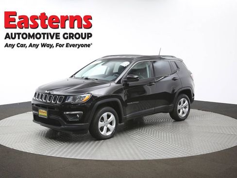 Used 2019 Jeep Compass Latitude w/ Cold Weather Group image 56