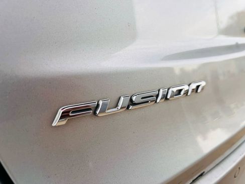 Used 2019 Ford Fusion SEL image 10