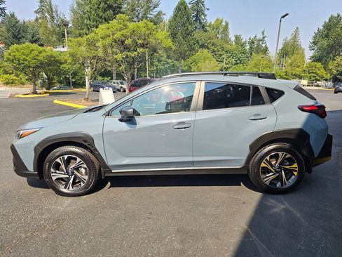 Used 2024 Subaru Crosstrek 2.0i Premium AWD/4WD image 4