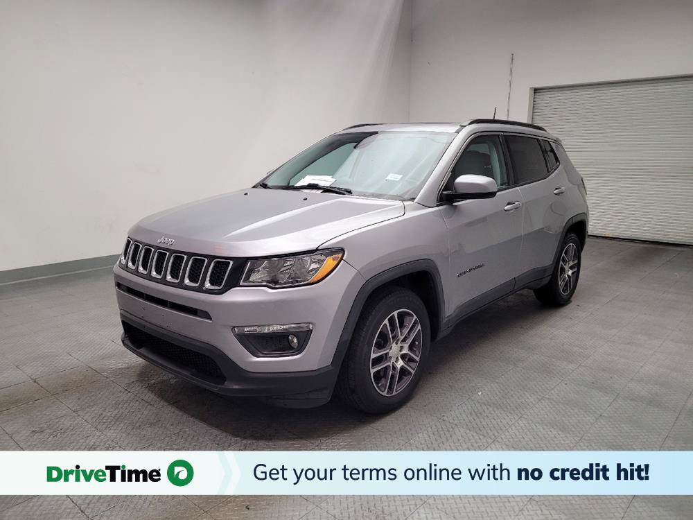 Used 2018 Jeep Compass Latitude FWD image 1