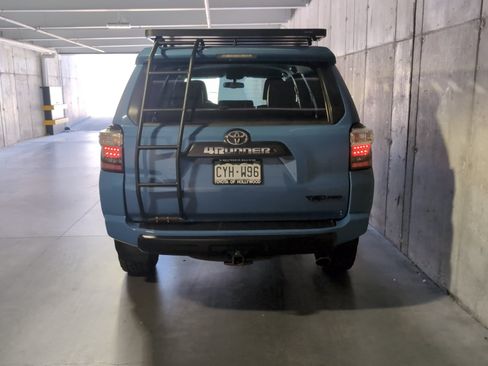 Used 2018 Toyota 4Runner TRD Pro AWD/4WD image 6