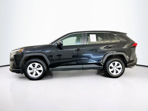 Used 2025 Toyota RAV4 LE image 4