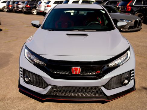 Used 2019 Honda Civic Type R image 16