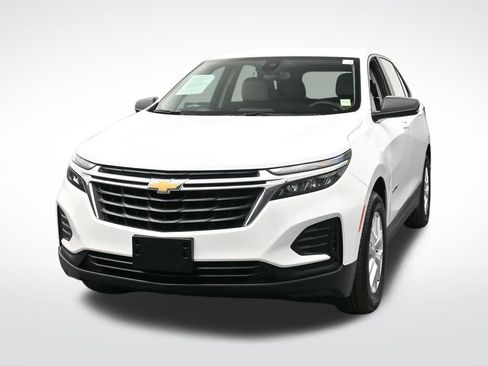 Used 2024 Chevrolet Equinox LS w/ LS Convenience Package FWD image 8