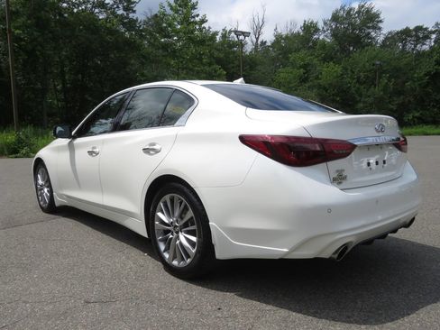 Used 2022 INFINITI Q50 Luxe w/ Cargo Package AWD/4WD image 7