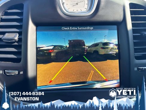 Used 2017 Chrysler 300 C AWD/4WD image 30