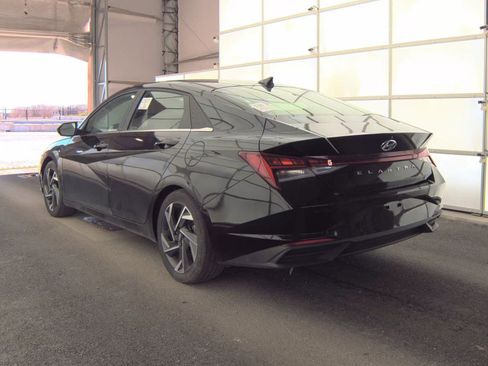 Used 2024 Hyundai Elantra SEL w/ Convenience Package image 11