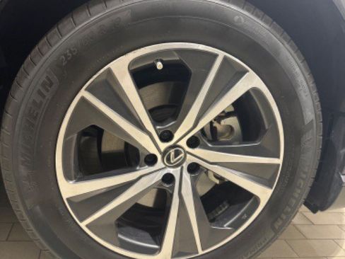 Used 2024 Lexus RX 350 Premium w/ Accessory Package (Z1) image 40