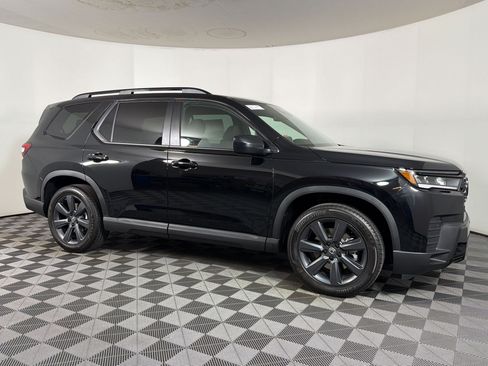 New 2026 Honda Pilot Sport image 5