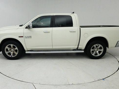 Used 2016 RAM 1500 Laramie w/ Convenience Group RWD image 4