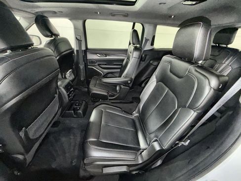 Used 2023 Jeep Grand Cherokee L Limited image 25