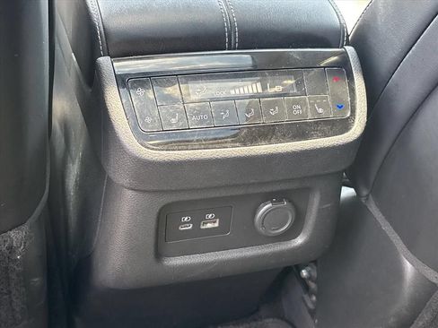 Used 2024 INFINITI QX60 Luxe AWD/4WD image 18