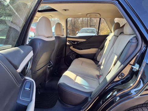 Used 2022 Subaru Outback Limited image 10