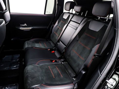 Used 2024 Mercedes-Benz GLB 250 image 7