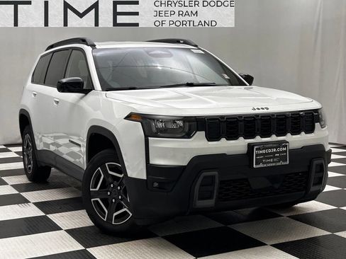 New 2026 Jeep Cherokee Laredo AWD/4WD image 1
